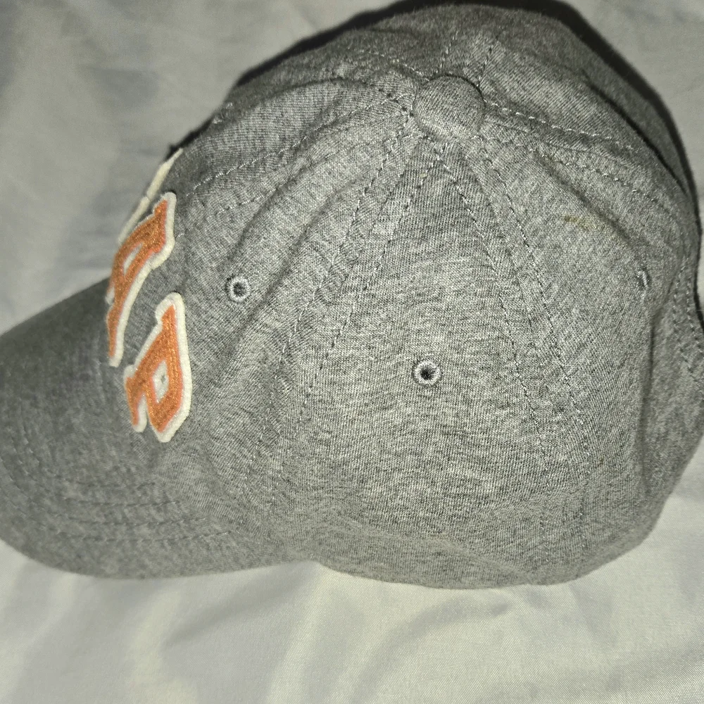 GAP Boys Gray Cap with Orange Logo Baseball Hat With Velcro Closure In Back